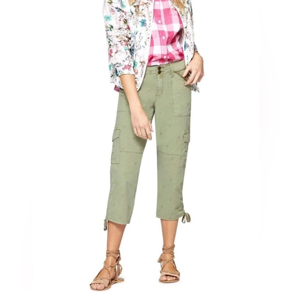 Sanctuary Terrain Green Cropped Eyelet Cargo Pants 28 NWT - Picture 2 of 8